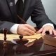 محامي تقاضي وترافع في السعودية